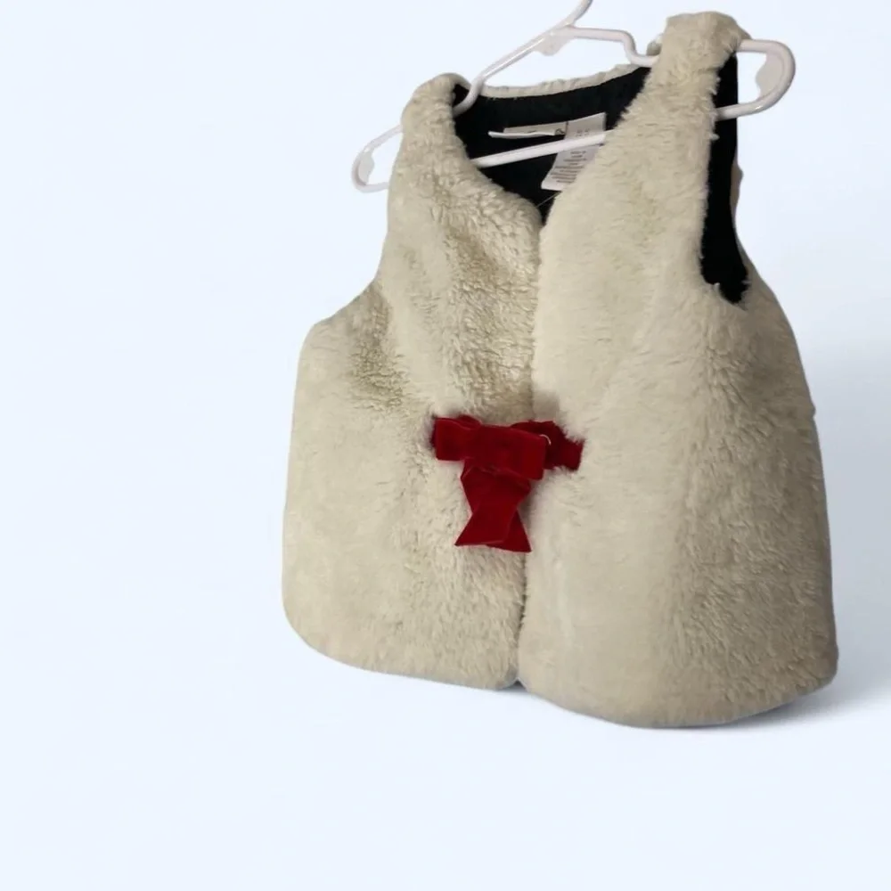 Tommy Bahama Cream and red bow faux fur vest with bow detail #fashion 4T